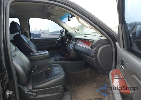 2009 Chevrolet Tahoe Lt2 from USA, damaged, VIN 1GNEC23399R156567